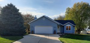 A photo of my all-time favorite home in Stoughton, Wis.