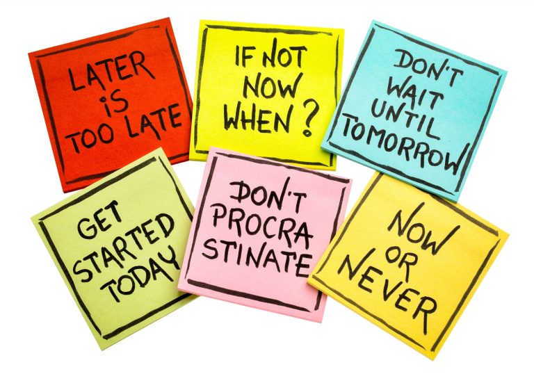 Get started by downloading Life Story School's free guide to outline your life story.